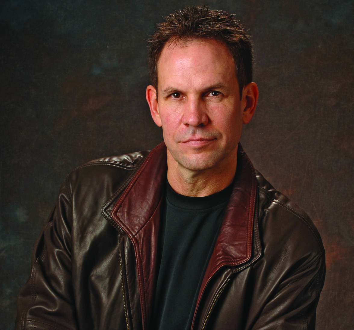 PhillipsPhotoHeadShot3x3.jpg